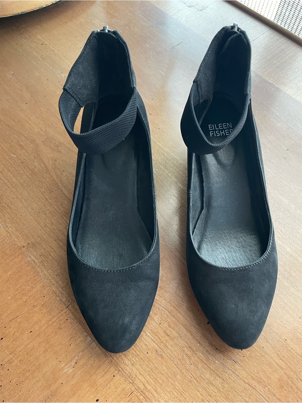 Eileen Fisher Black Suede Ankle-Strap Liza Pumps Heels size 6